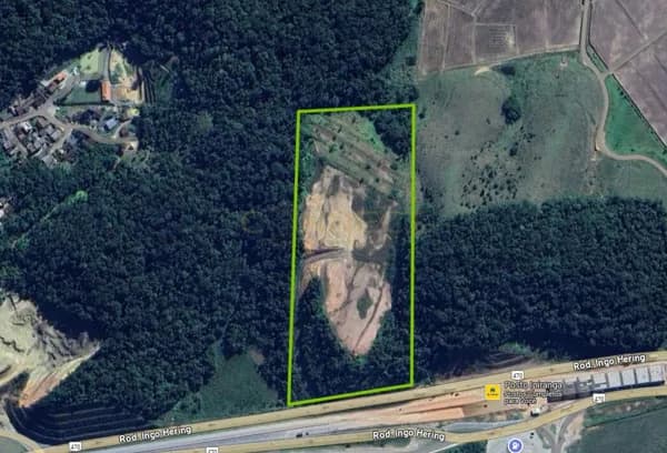 Área Industrial com Área Total de 90.453,08m2 BR-470 em Gaspar