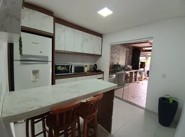 Sobrado com 2 suítes