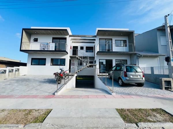 Apartamento com 119m² à venda no Ambrósio em Garopaba com 2 vagas e suíte