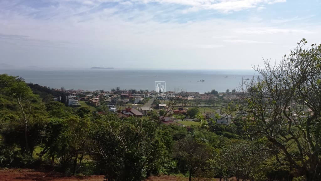 Terreno 2.574m² à venda em Garopaba/SC no Ferraz com vista para o mar