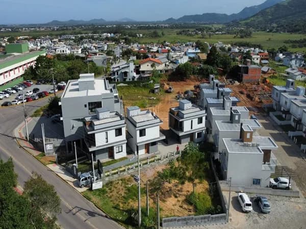 Sobrado 2 Suites, no Ambrósio em Garopaba