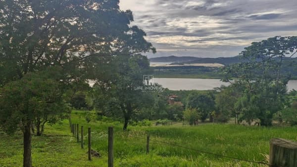 Terreno 3.554m² à venda em Garopaba/SC no Macacu com vista panorâmica para o mar