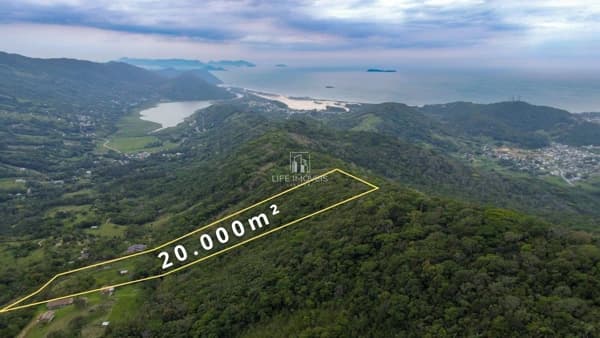 Lote/Terreno em Garopaba - Macacu