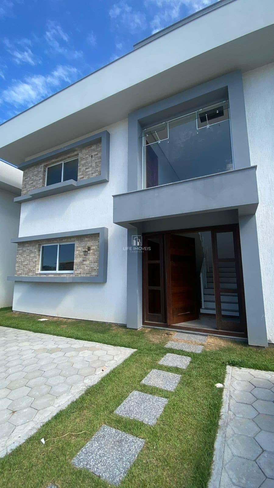 Apartamento à Venda em Garopaba no Ambrósio – 2 Dormitórios com Suíte e Churrasqueira
