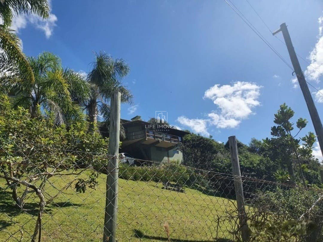 Casa com vista para o mar à venda em Garopaba/SC na Praia da Silveira