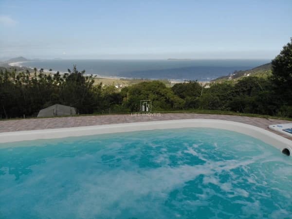 Sítio à Venda em Garopaba com Casa e Vista para o Mar – 38.588 m² Ideal para Pousada ou Investimento