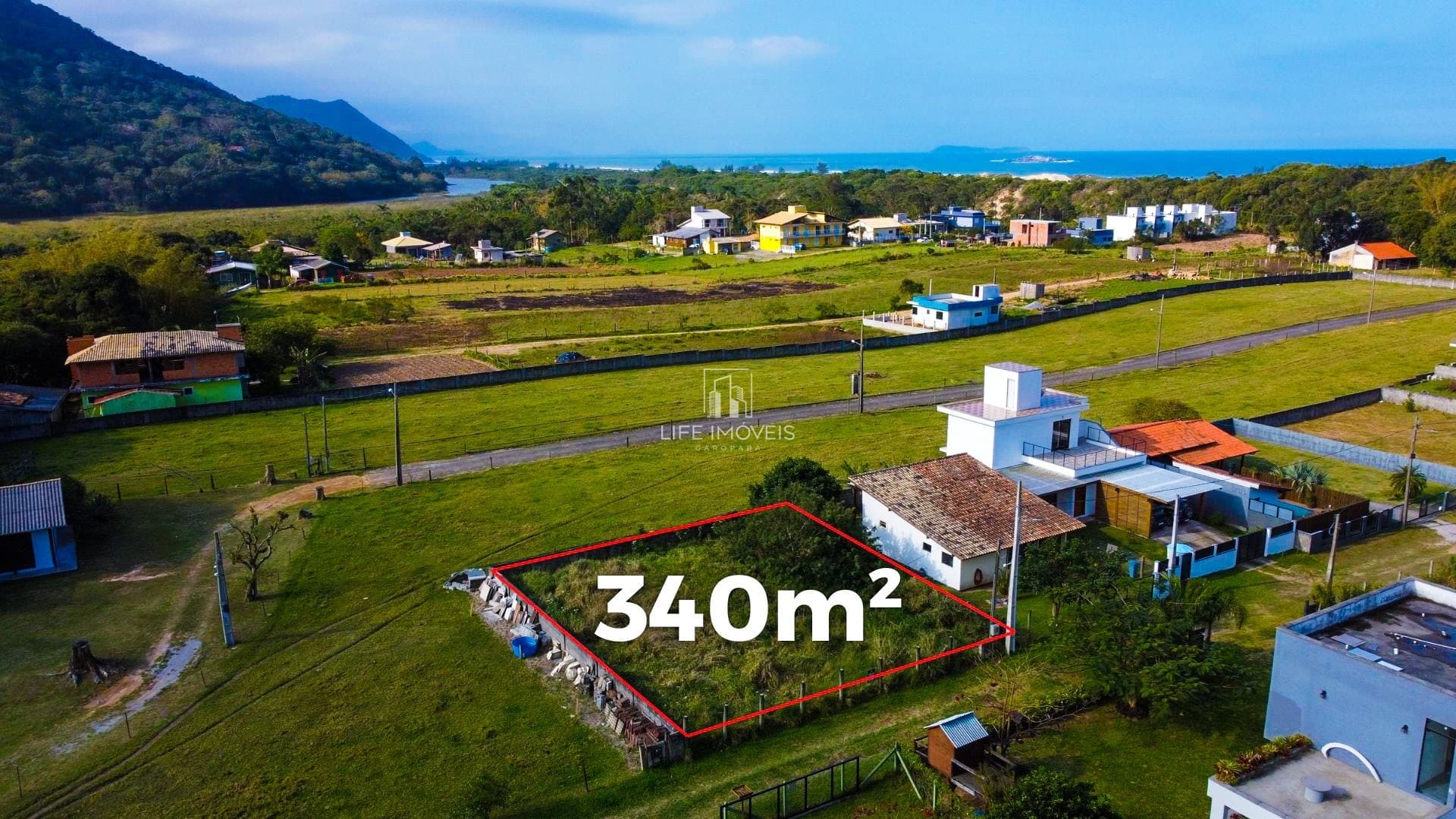 Terreno à Venda em Garopaba em Areias de Macacu – 340 m² com Vista para a Serra e Projeto Aprovado