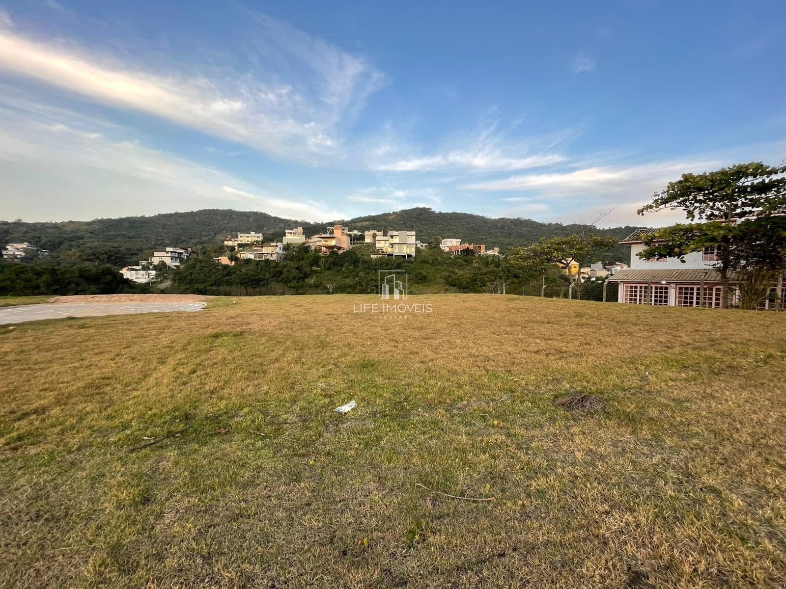 Terreno 360m² à venda em Garopaba/SC no Centro Loteamento da Fonte com escritura