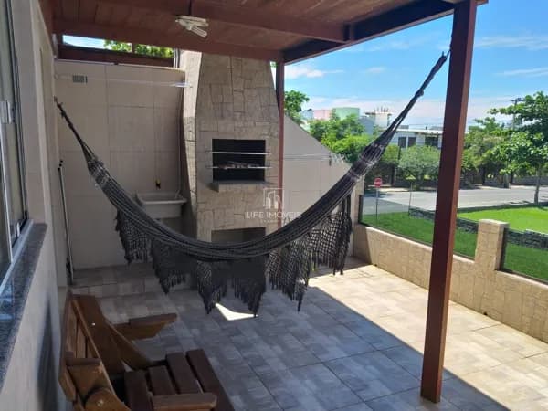 Apartamento 2 Dormitórios no Centro de Garopaba | Próximo à Lagoa das Capivaras