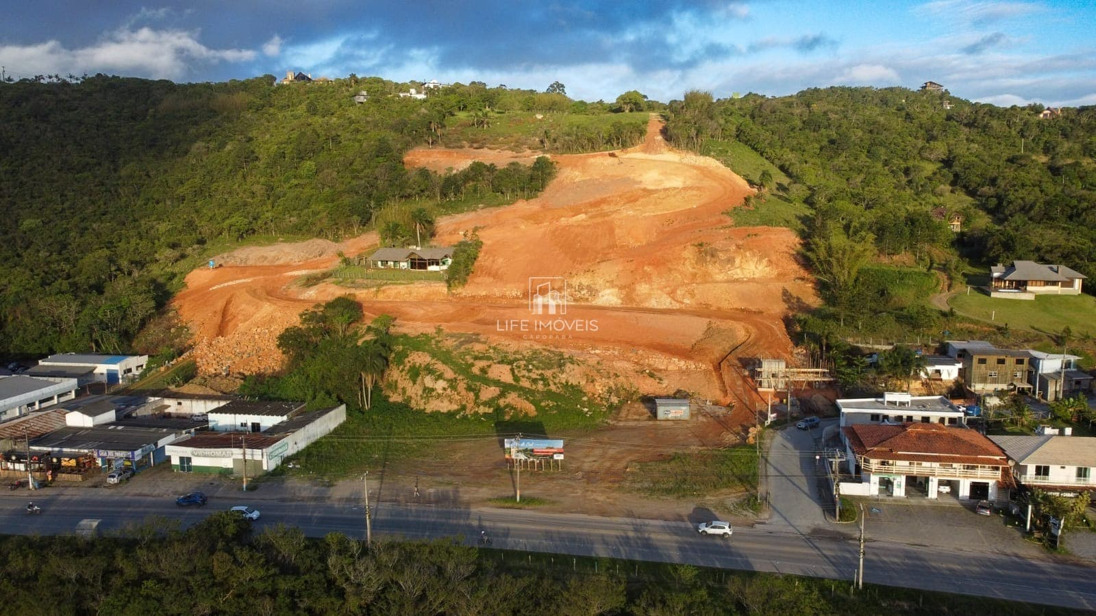 Terrenos à venda em Garopaba condomínio Pôr do Sol com vista lagoa