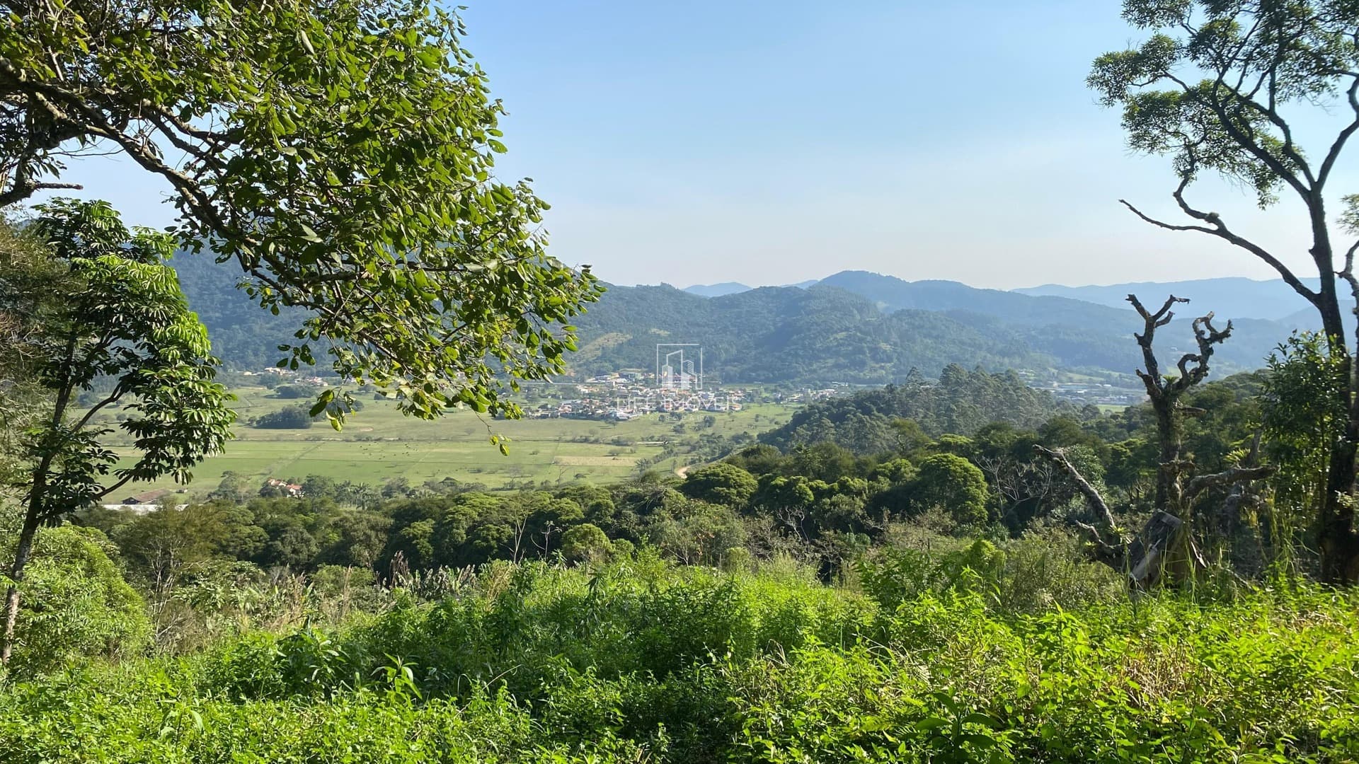 Área à Venda em Garopaba na Ressacada – 17,2 Hectares com Vista Panorâmica e Escritura