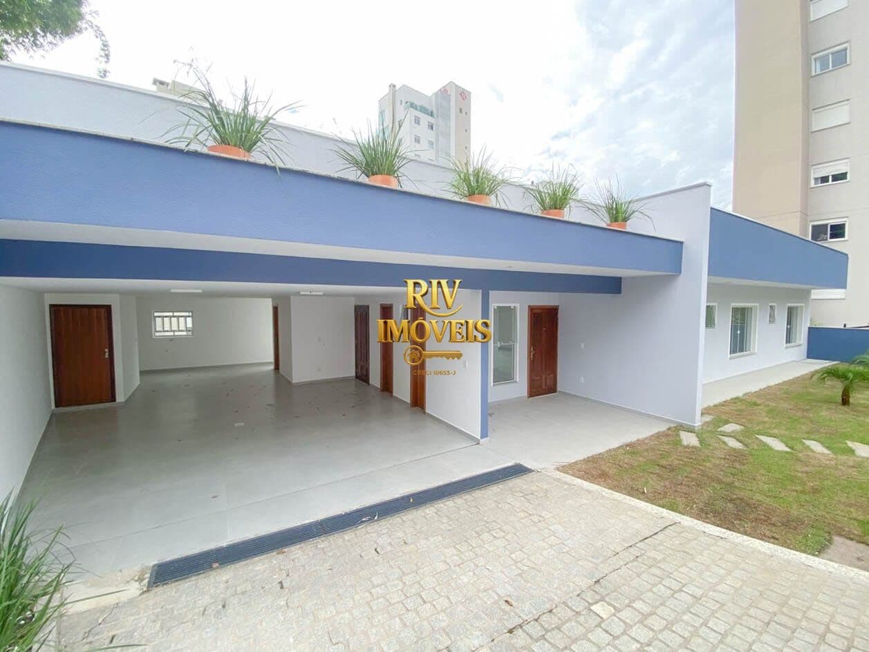 Casa Alto Padrão à Venda no Centro de Blumenau/SC