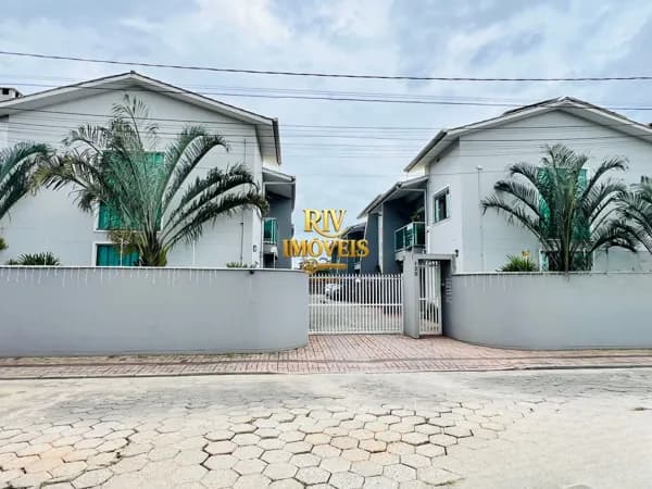 Sobrado com ótimo espaço 123m², localizado no Bairro: Fortaleza em Blumenau/SC