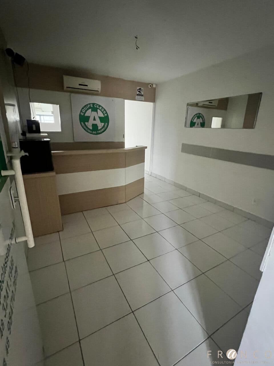 Sala comercial no oração da cidade!