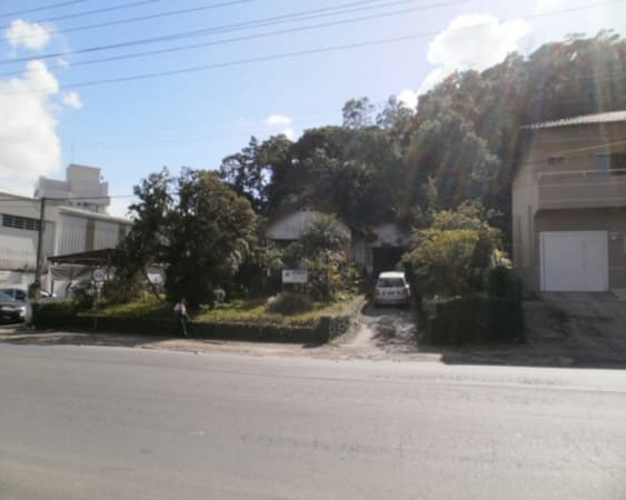 Área Comercial, Terreno Comercial à venda em Joinville, estuda permuta.