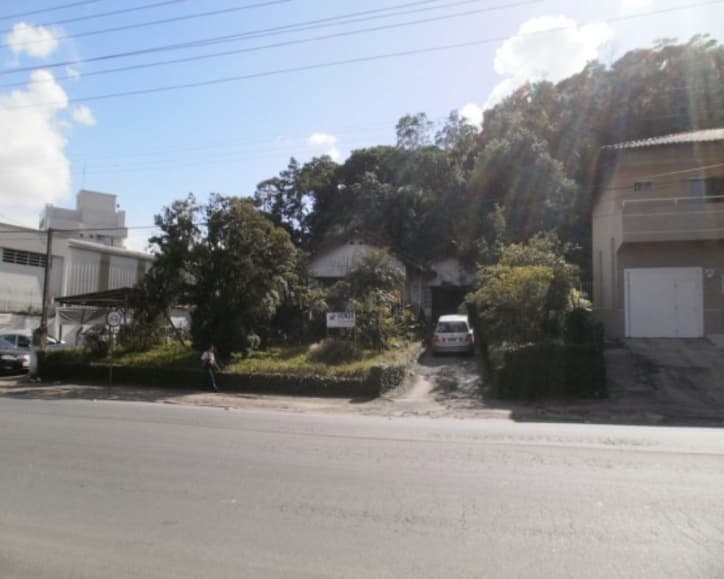 Área Comercial, Terreno Comercial à venda em Joinville, estuda permuta.