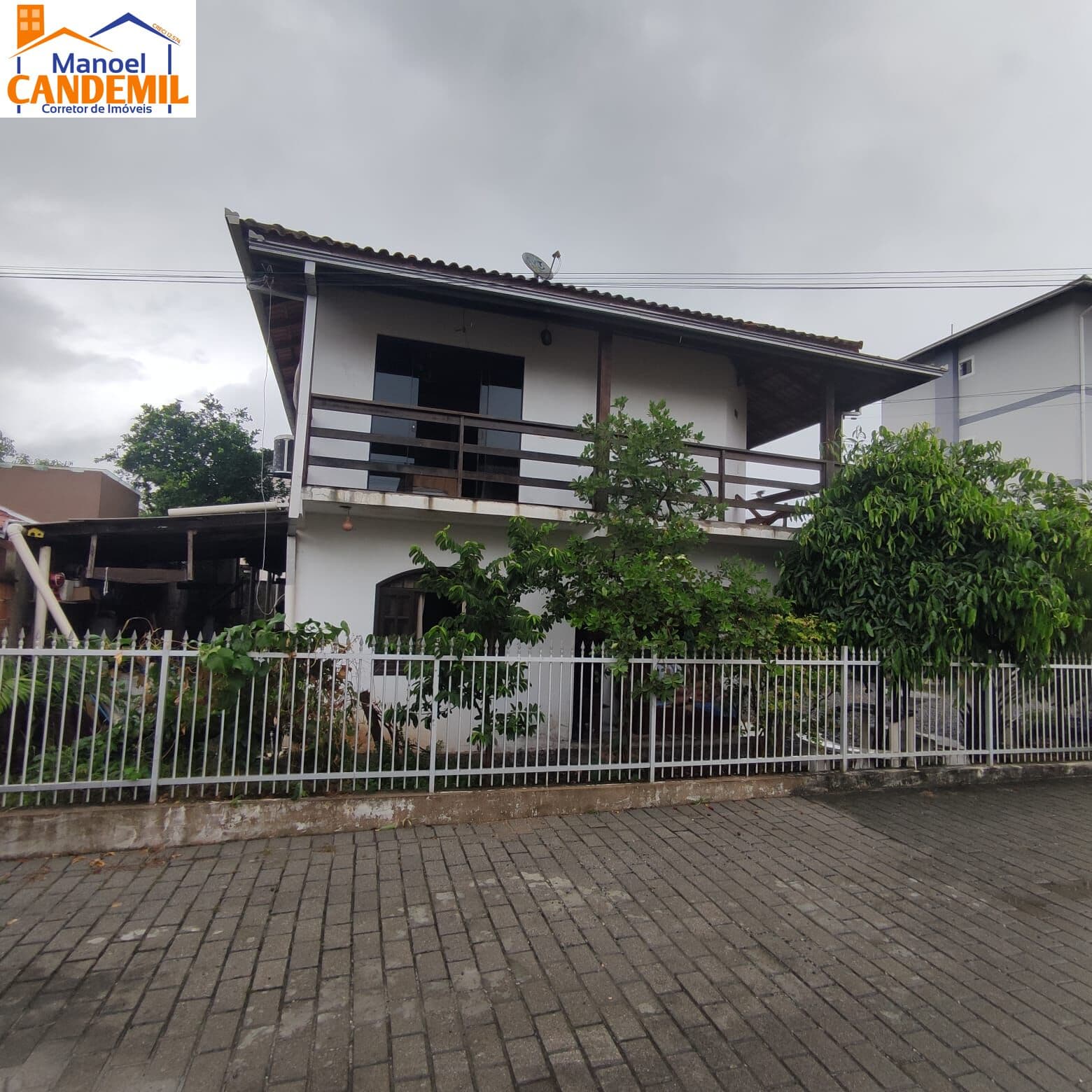 Residência à venda no bairro Aventureiro, Joinville