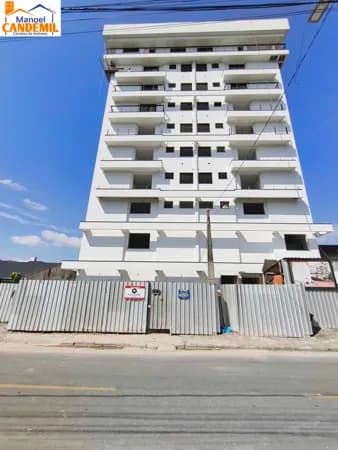 Apartamento à venda no bairro Costa e Silva, Joinville