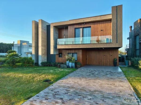 Casa em Condomínio em Capao Novo - Capão da Canoa/RS