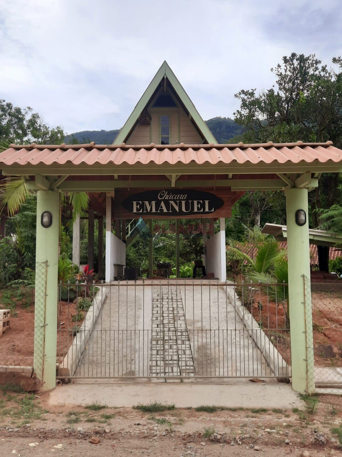 Fazenda/Sítios/Chácaras em Tijucas - Centro
