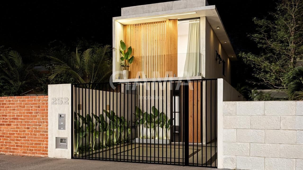 Casa em Santana de Parnaíba - Chácara Jaguari (Fazendinha)
