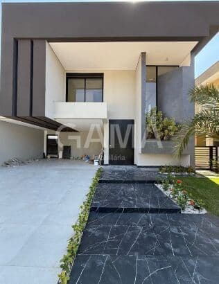 Casa Alto Padrão - Em construção