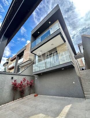 Casa em Santana de Parnaíba - Villas do Jaguari