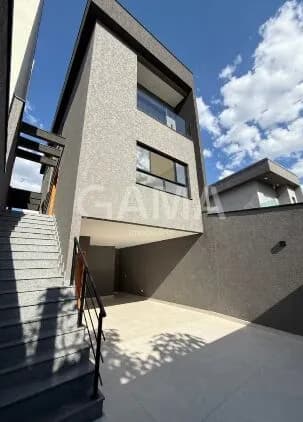 Casa em Santana de Parnaíba - Chácara Jaguari (Fazendinha)