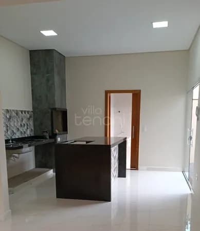 Belíssima casa à venda no Residencial Menezes, Bady Bassitt/SP