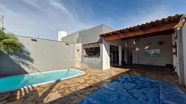 Área de Lazer com piscina e churrasqueira, para alugar no bairro Girassol, em Mirassol/SP
