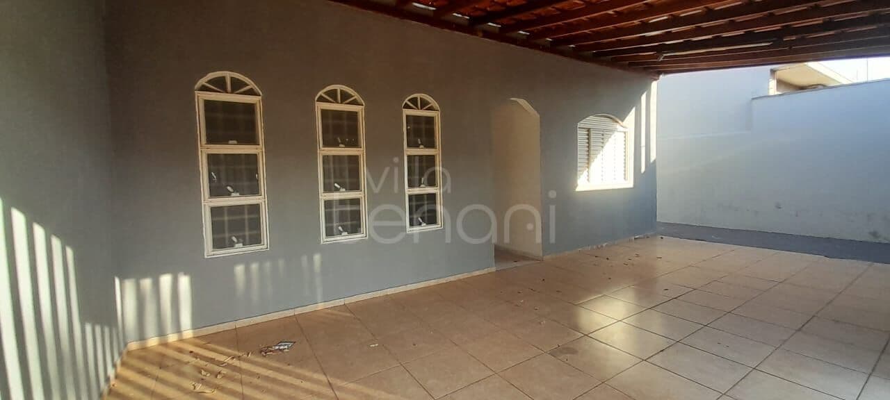 Ótima Casa, com 3 dormitórios, à Venda no Regissol I, em Mirassol/SP