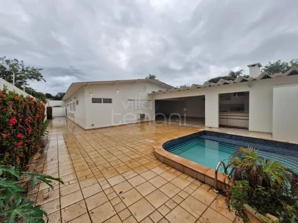 Casa Maravilhosa à Venda no Centro de Mirassol/SP!