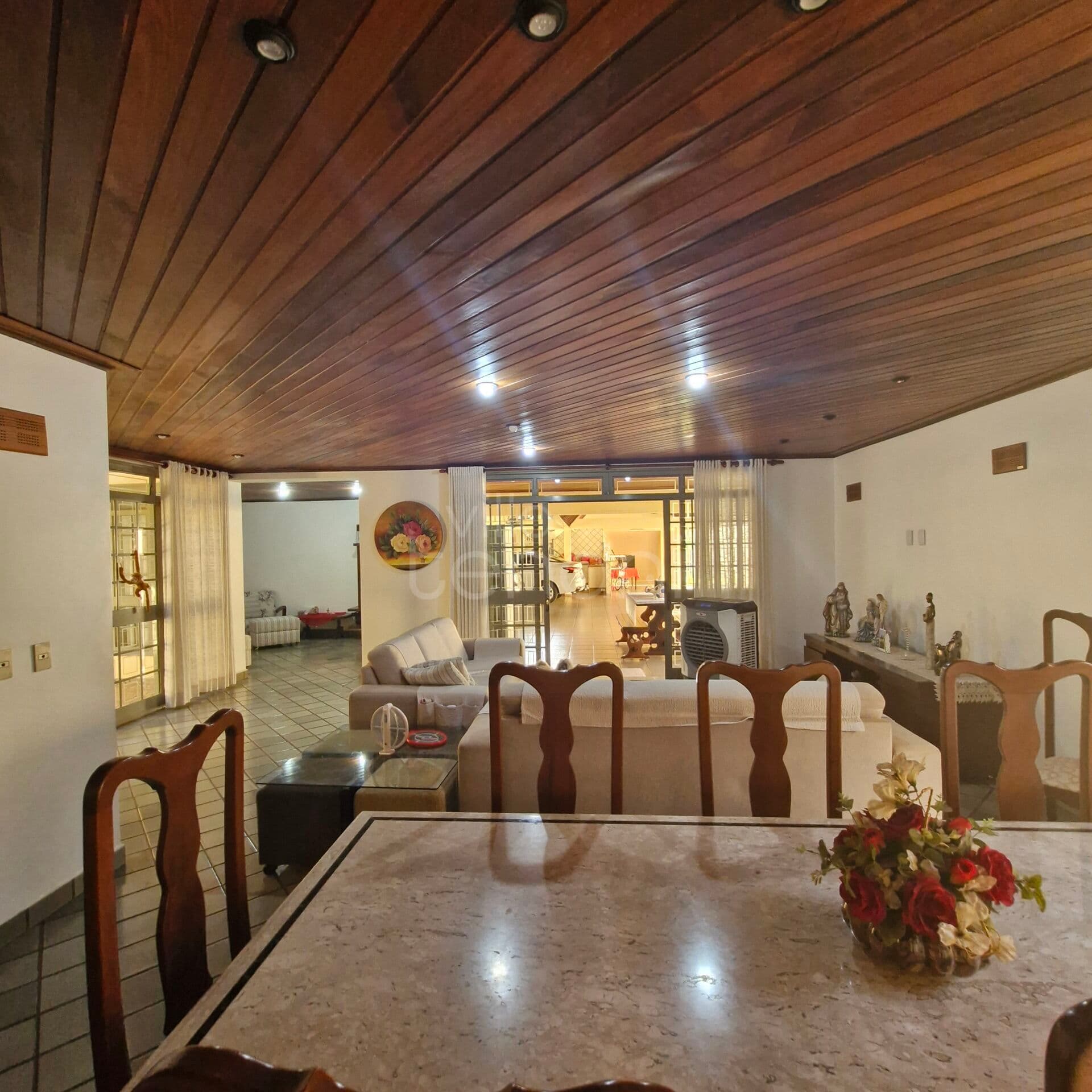Maravilhosa Casa comercial/residencial para alugar no Centro de Mirassol!!!
