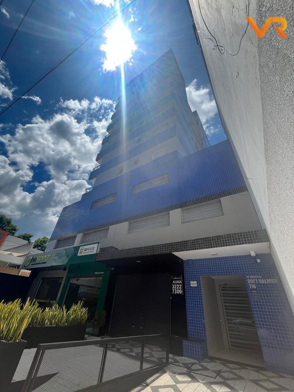 Seu novo CEP na Floriano Peixoto: Conforto e conveniência no Ed. Dom Valmos