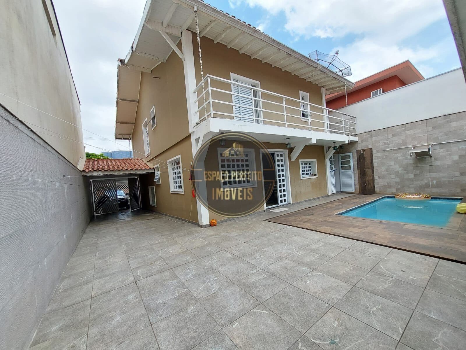 🏡 Sobrado Alto Padrão à Venda • 333m²– Jardim Santa Cruz, Zona Sul