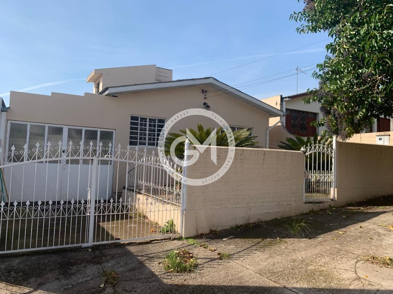 Casa de 03 dormitórios