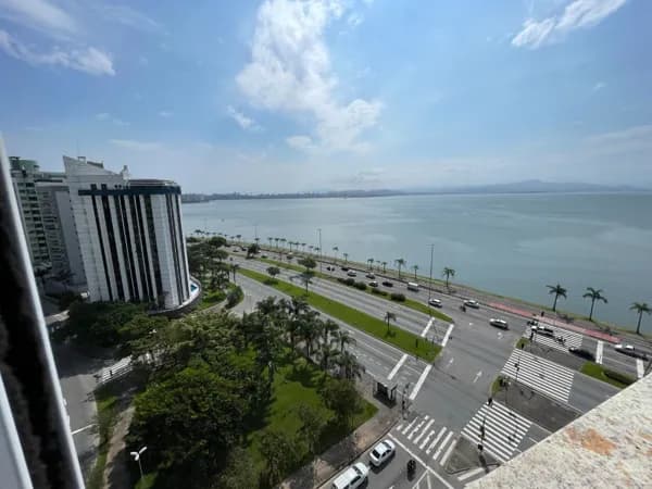 Aluguel e Venda !! Luxo e sofisticação na Beira Mar de Florianópolis !