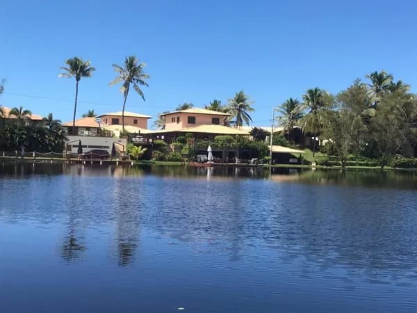 Casa à venda no Condomínio Interlagos / Camaçari / Bahia