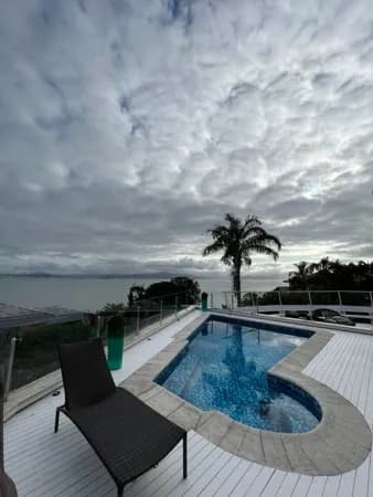 Mansão à venda no Saint Barth Residence em Cacupé – Florianópolis/SC.