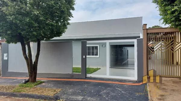 Casa à venda no bairro Indústrias Leves em Londrina/PR