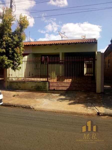 Casa à venda no bairro Jardim São Paulo em Cambé/PR