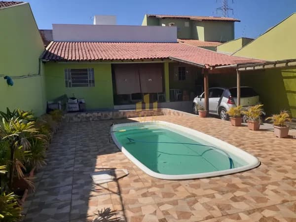 Casa em Londrina - Jardim Planalto