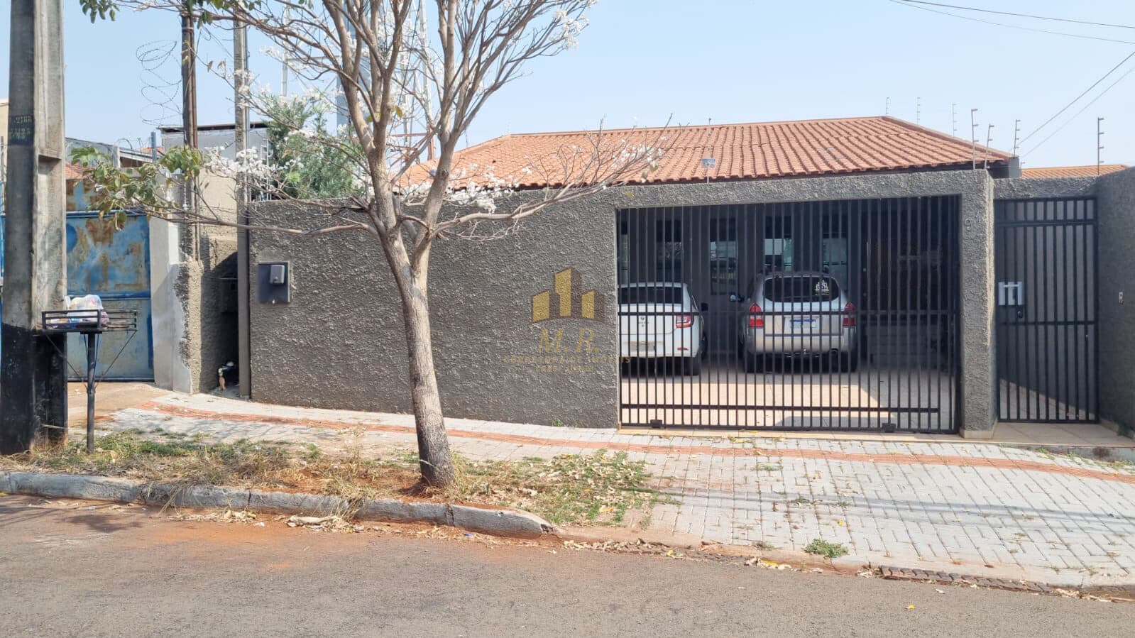 Casa em Londrina - Leonor