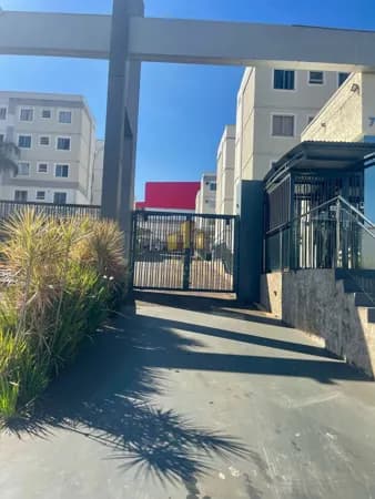 Apartamento em Cambé - Jardim Ana Eliza