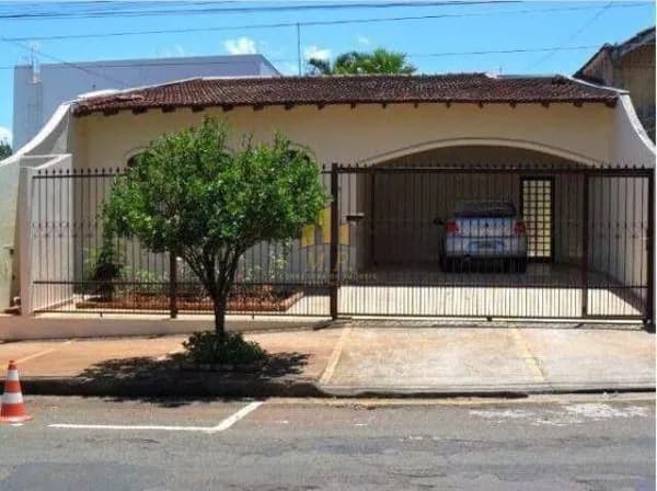 Casa em Londrina - Jardim Londrilar