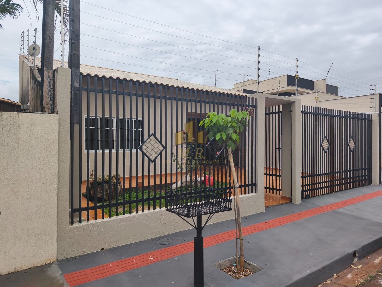 Casa em Londrina - Indusville