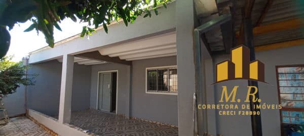 Casa à venda no bairro Eucaliptos em Londrina/PR