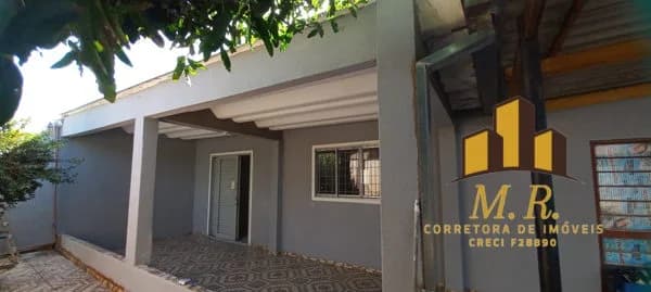 Casa à venda no bairro Eucaliptos em Londrina/PR