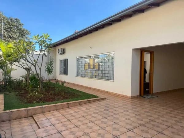Casa em Londrina - Mediterrâneo