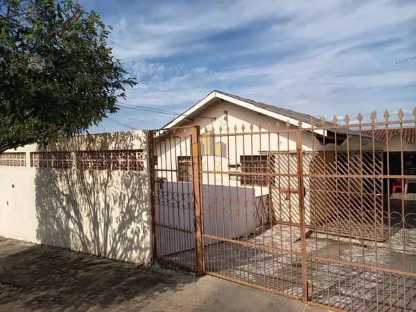 Casa em Londrina - Conjunto Cafezal 1
